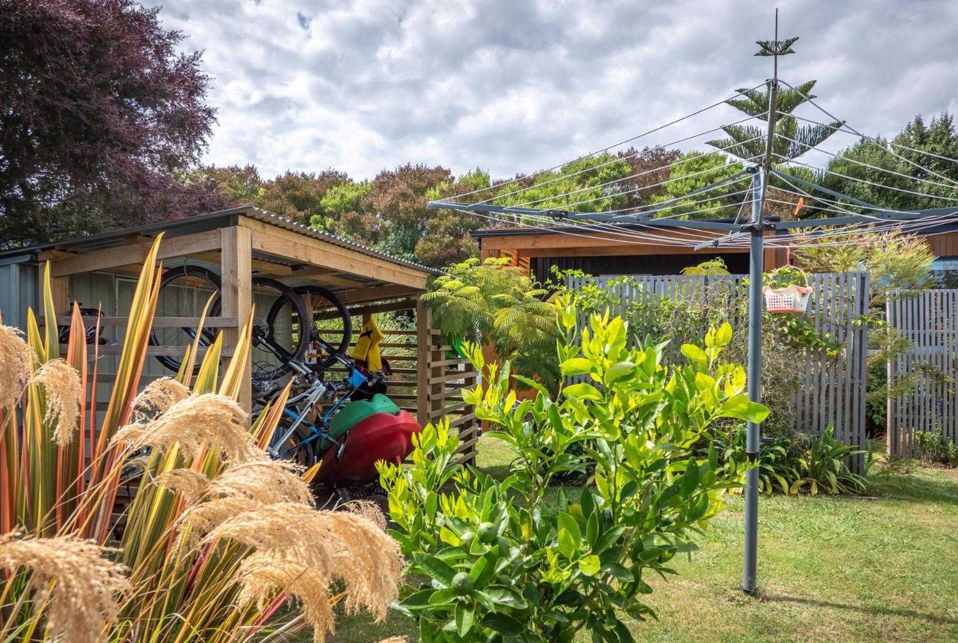 Pukeko Studio Pohara Bagian luar foto